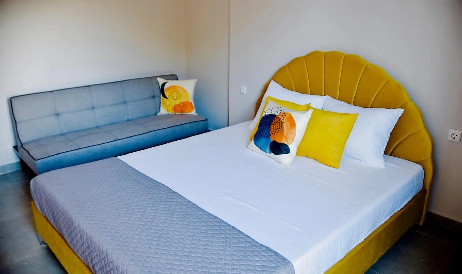 Room Nine 9 Beachfront Apartments Nea Kallikrateia
